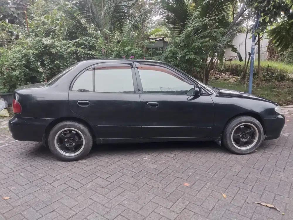 Hyundai Accent 2000 Bensin