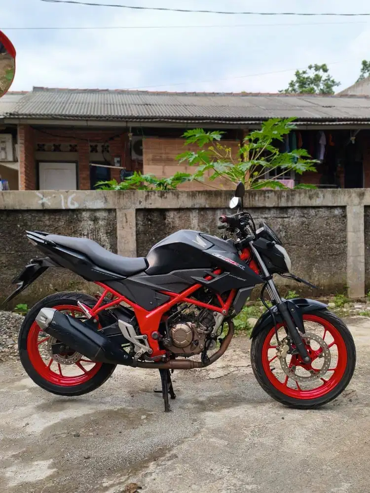 CB150R StreetFire 2016