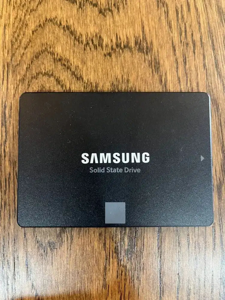 Samsung 860 EVO SATA 2.5 Solid State Drive SSD 2TB Komputer