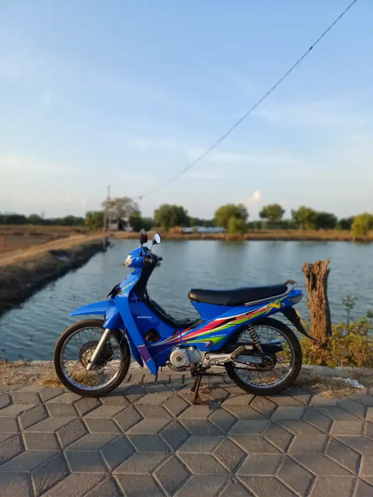 DIJUAL Honda  Astrea Supra X 100 2004 SS Lengkap Hidup Panjang