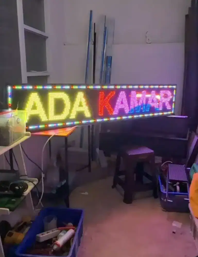 RUNNING TEXT SINGLE COLOR FULL COLOR