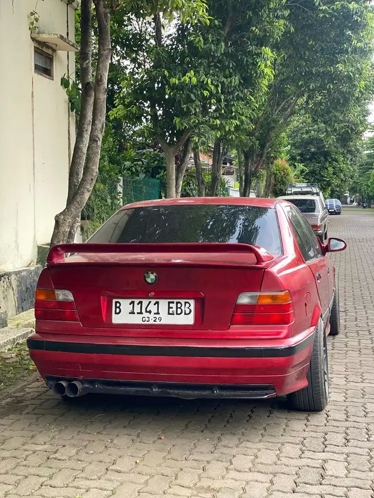 Bmw e36 320i tahun 1996
