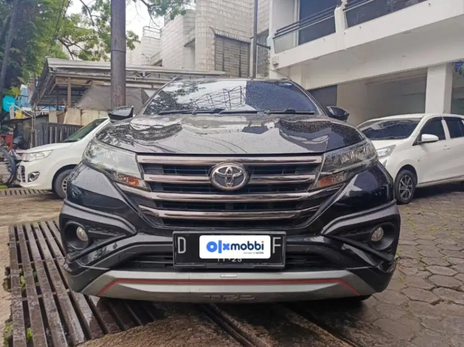 Pajak Panjang - Toyota Rush 1.5 TRD Sportivo Bensin-AT 2019