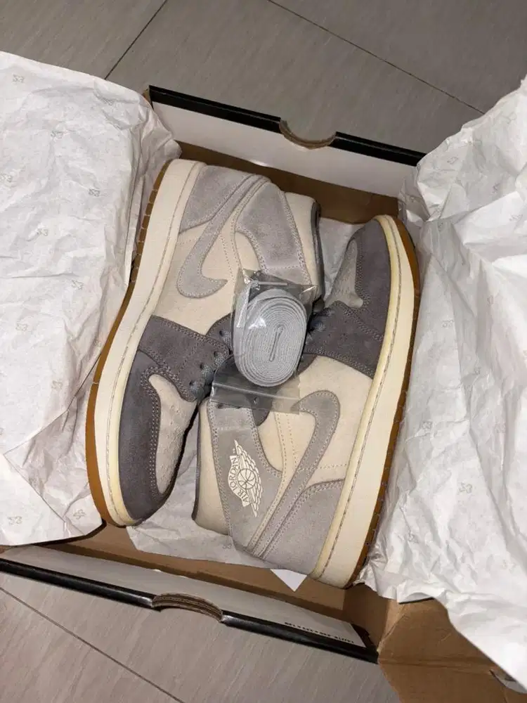 Air jordan 1 mid SE