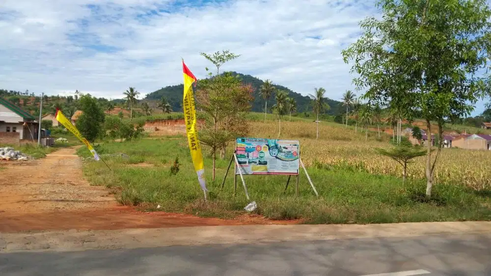 KAAVLING RUMAH DENGAN VIEW LOKASI DEKAT DENGAN PINTU TOL DAN KAMPUS