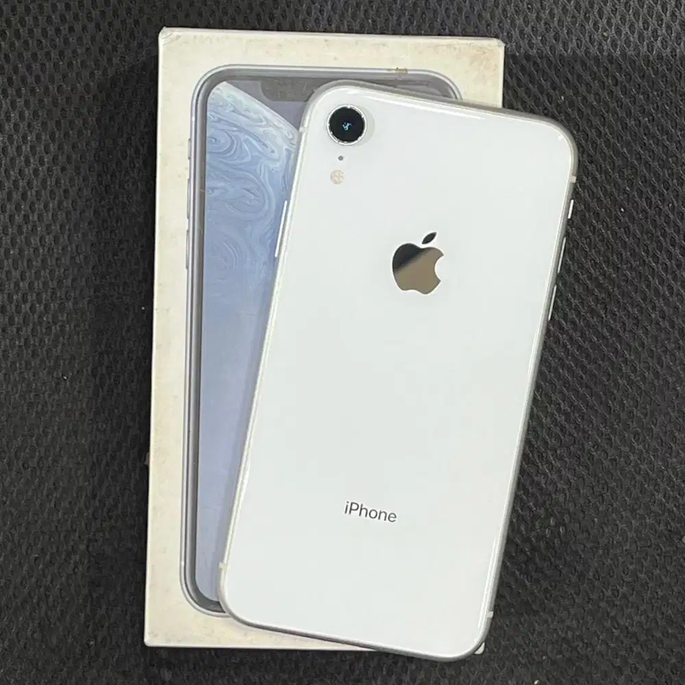 iphone XR 128gb ibox mulus like new fullset fungsional normal