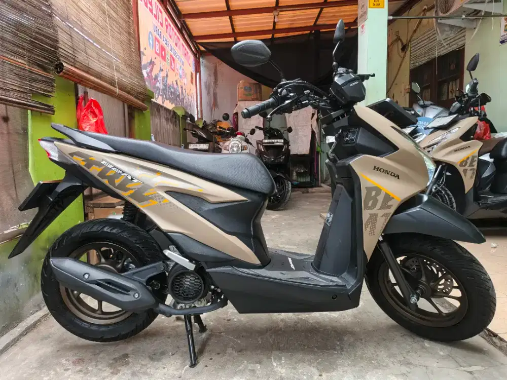 KM 1RB HONDA BEAT STREET 2025 BLN 3 BS TT 2024 HRG PAS DI CILEDUG ORI