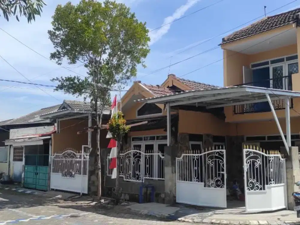 Rumah Citra Fajar Golf Sidoarjo Kota Hook Sudah Renov Siap Huni