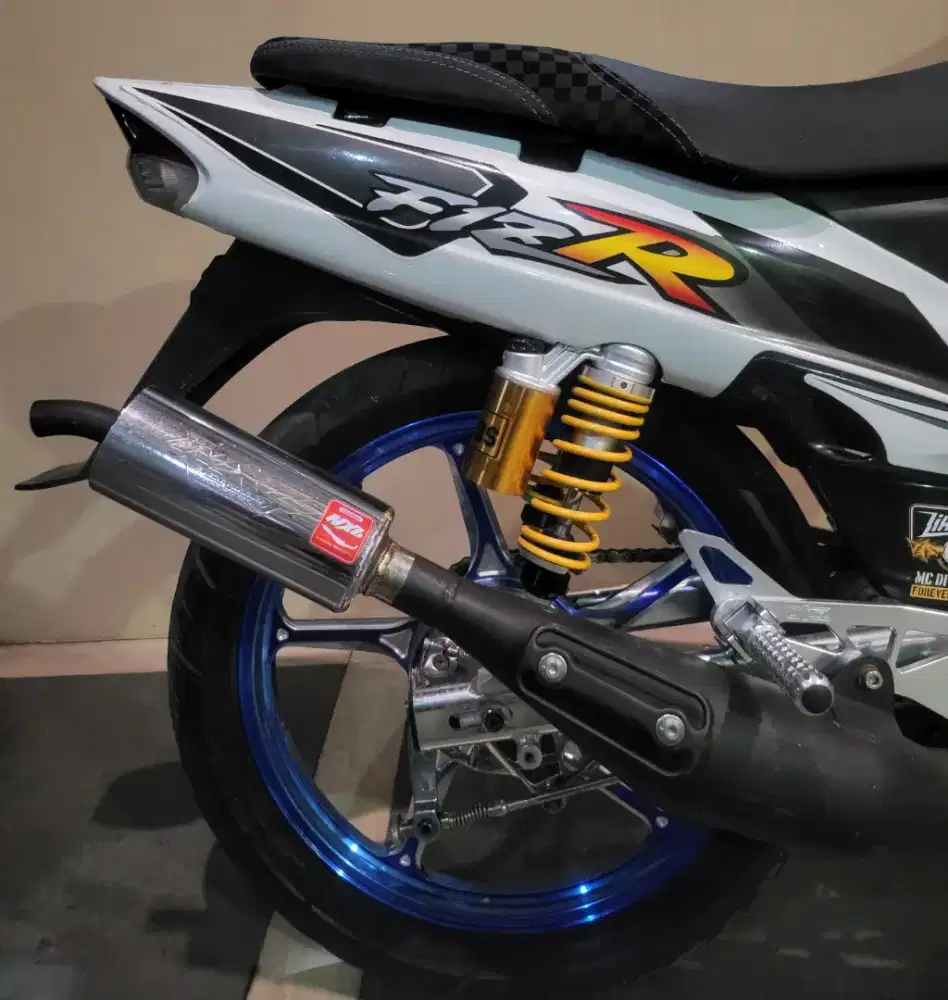 Langkah Fiz R fullcluth 1999 istimewa Hedon