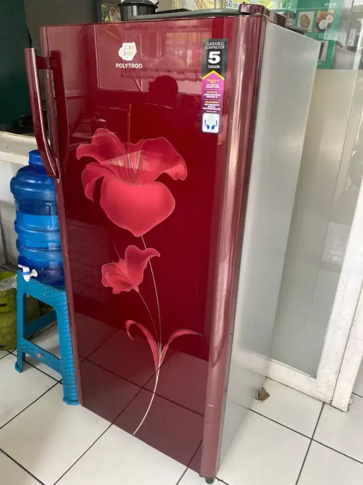 Dijual Kulkas Polytron