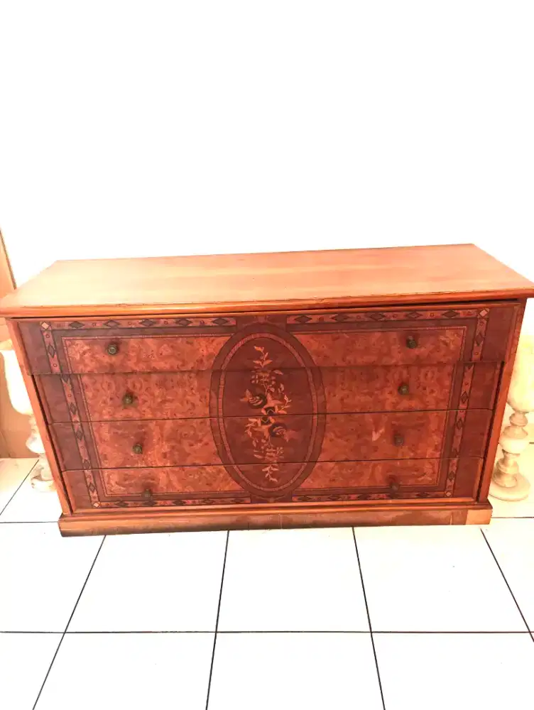 Meja Konsul Hias Kayu Mahoni Antik