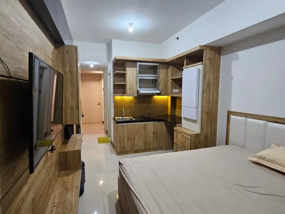 Anderson Lt. 20, Furnish