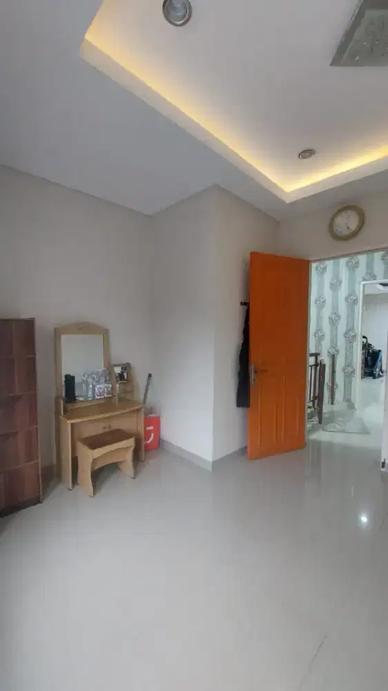 Dijual Rumah di Mutiara taman palem - cengkareng