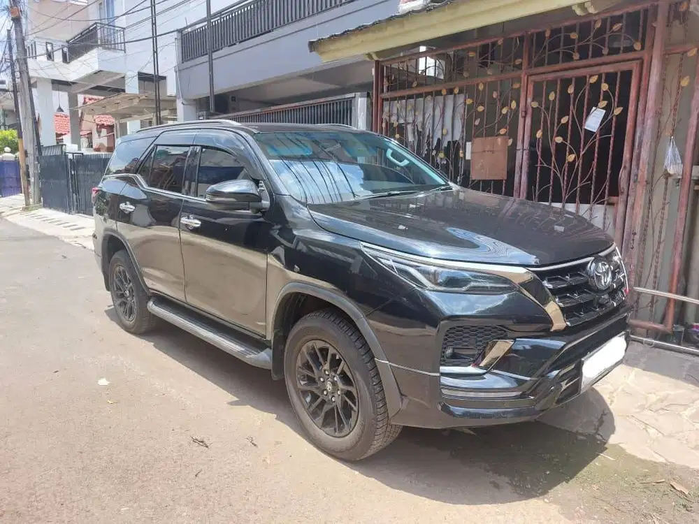 Toyota Fortuner 2.8 4x2GR 2023 PEMAKAI PRIBADI