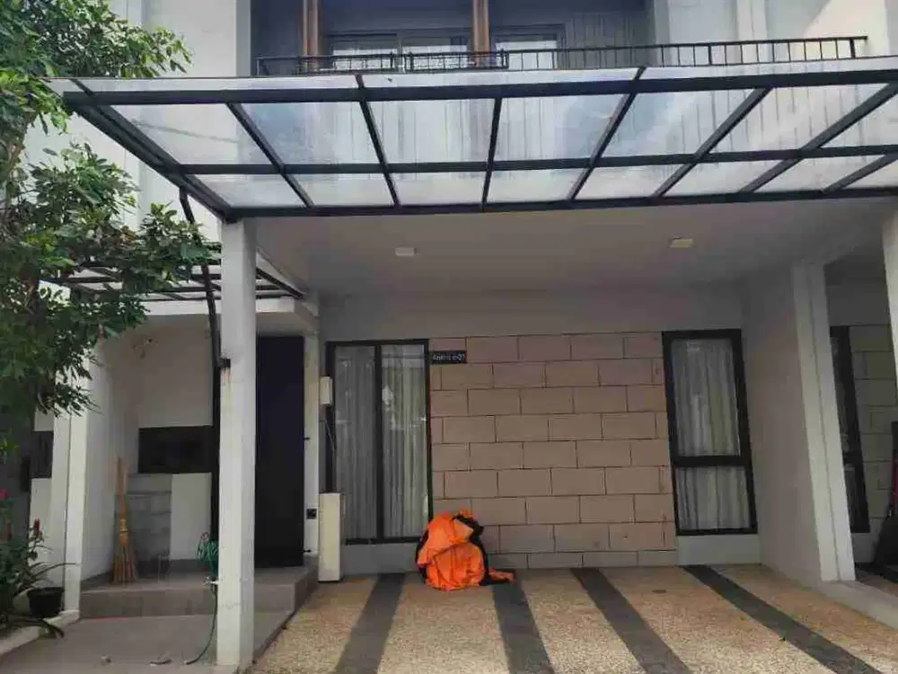Rumah Modern 3 Lantai di Wisteria JGC, Harga Termurah!
