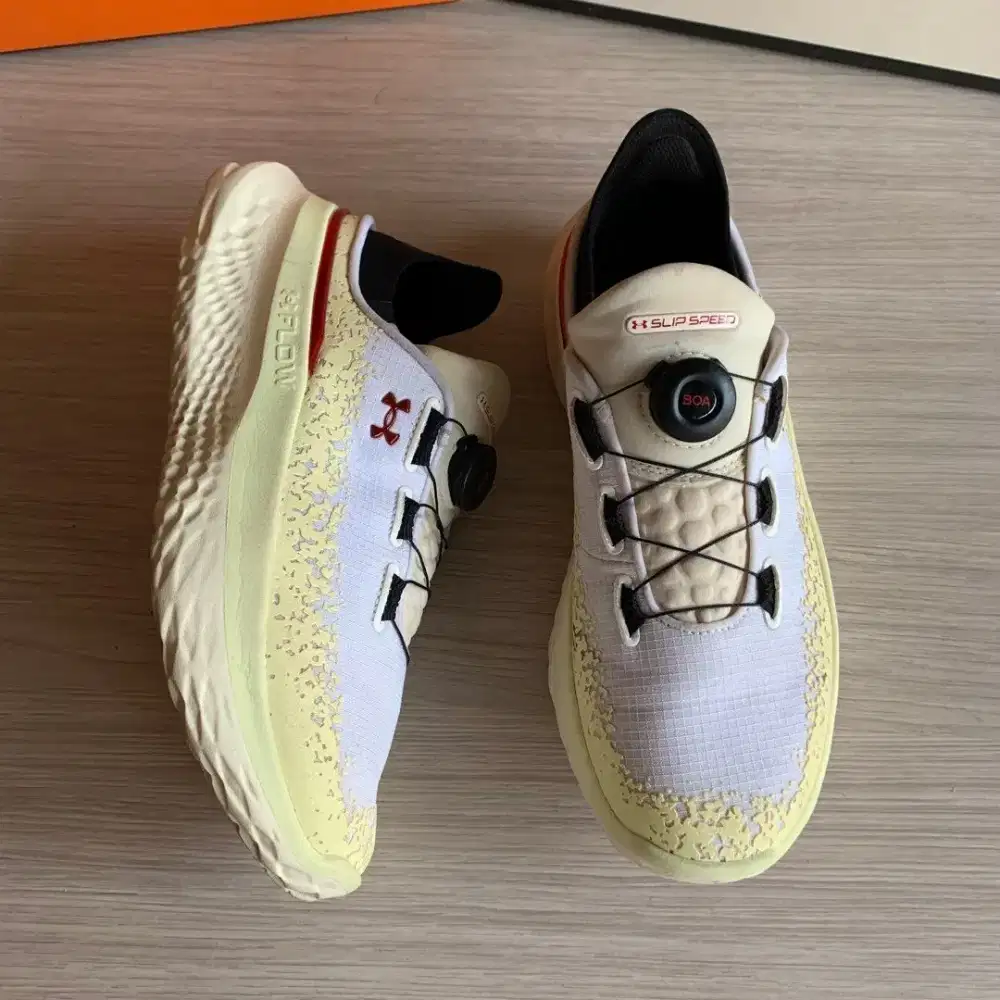 Under Armour SlipSpeed Mega Boa Training Sport Running Olahraga Sepatu