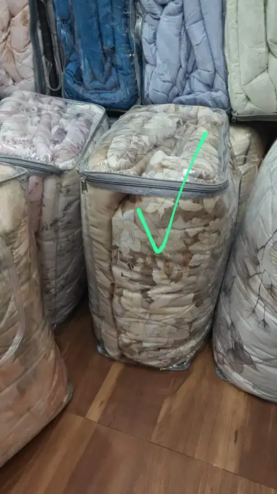 Dibutuhkan penjahit sprei berpengalaman