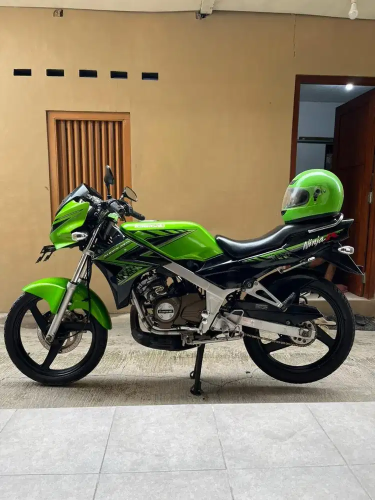 NINJA R 2015 ORIGINAL PLAT AD