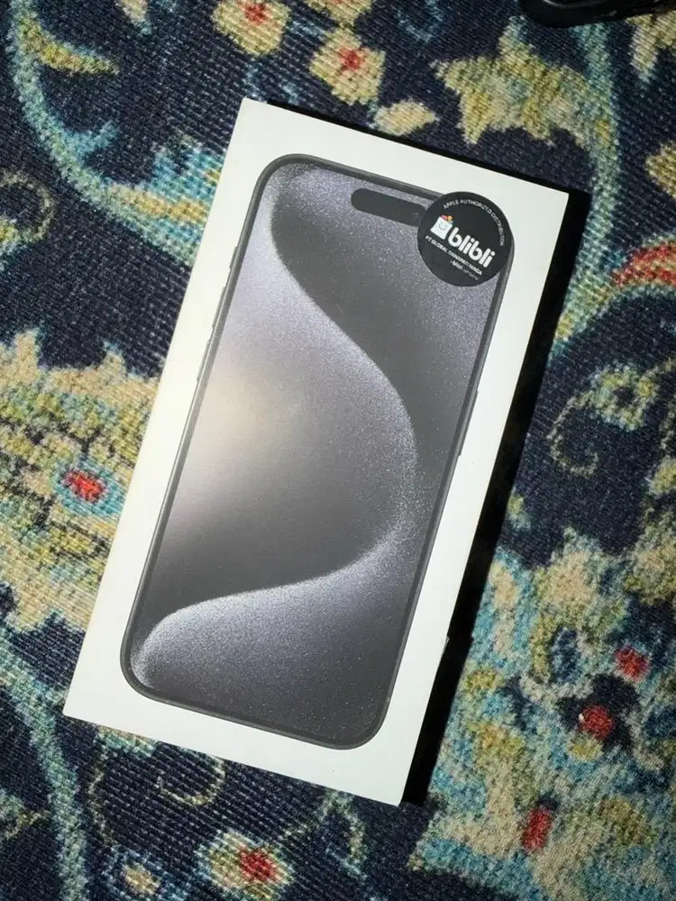 iPhone 15 pro Black Titanium 128GB ex Blibli