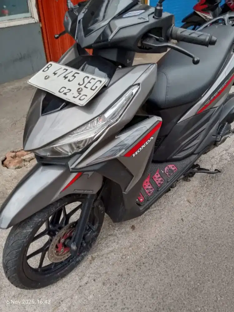 Honda vario 125 cbs tahun 2018
