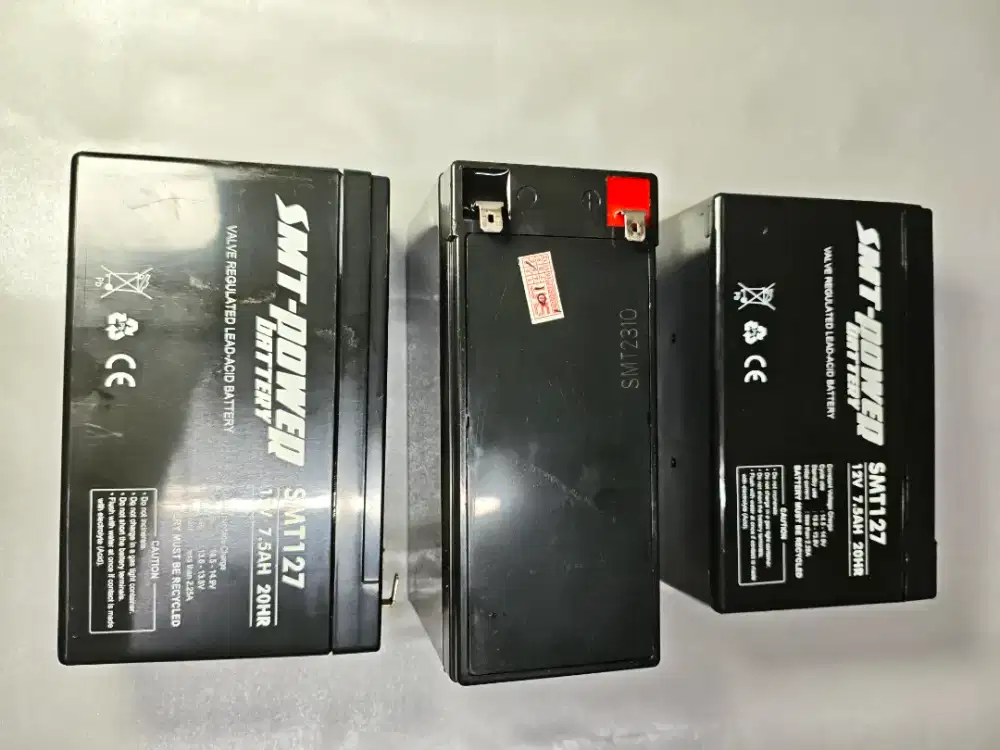 baterai accu aki UPS 12V 7,5AH