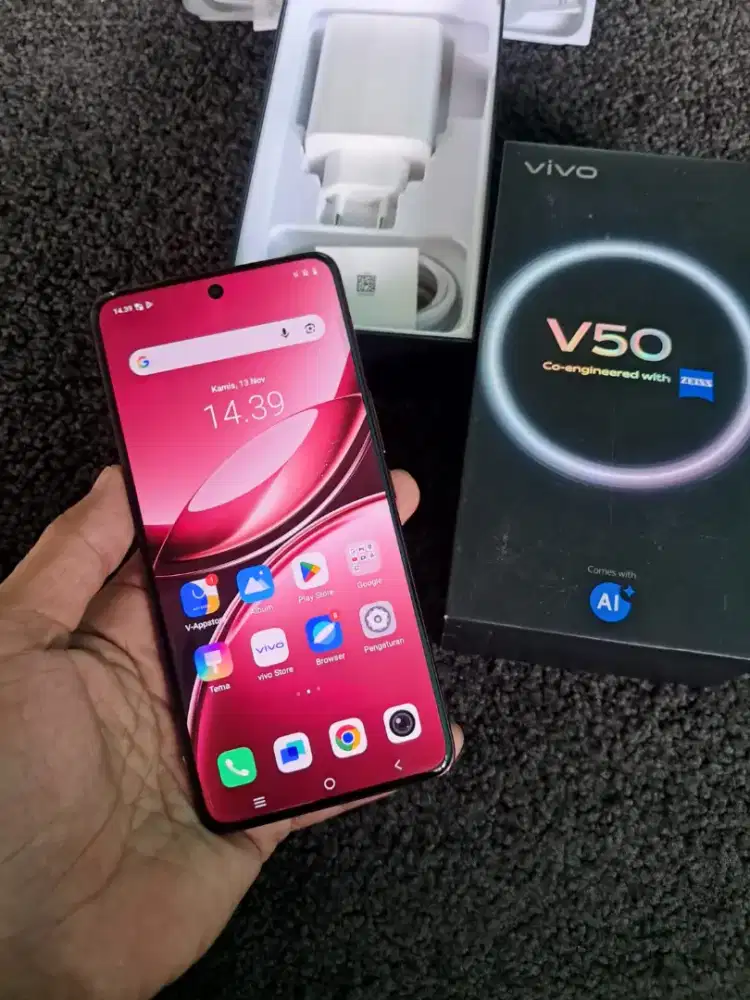 Vivo V50 ram 12+12/256 mulus cakep fulset no minus