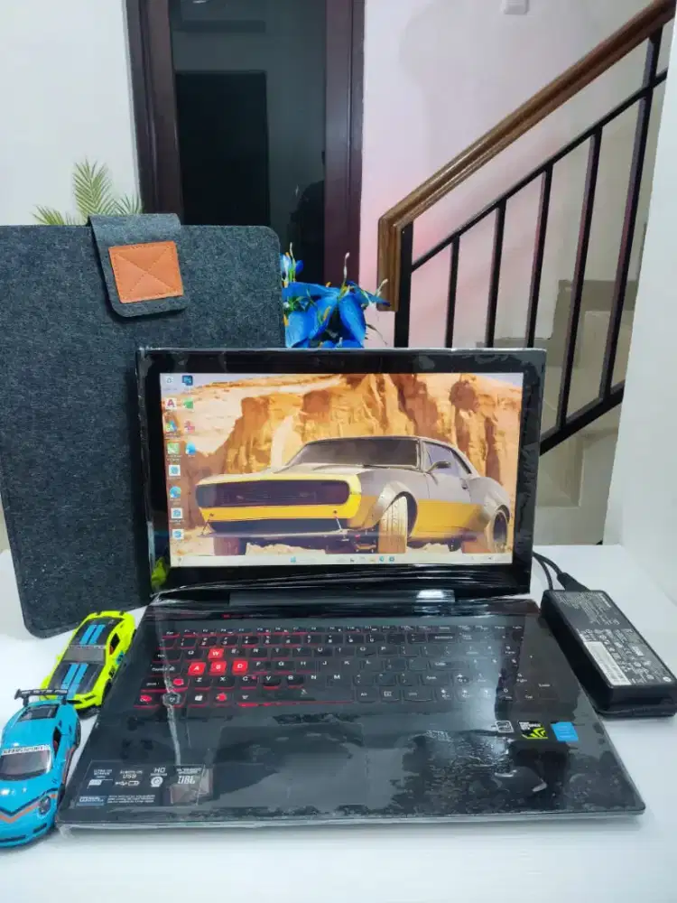Laptop Gaming Desain Lenovo Legion Y50 Core i7 RAM 16GB/SSD DUAL VGA