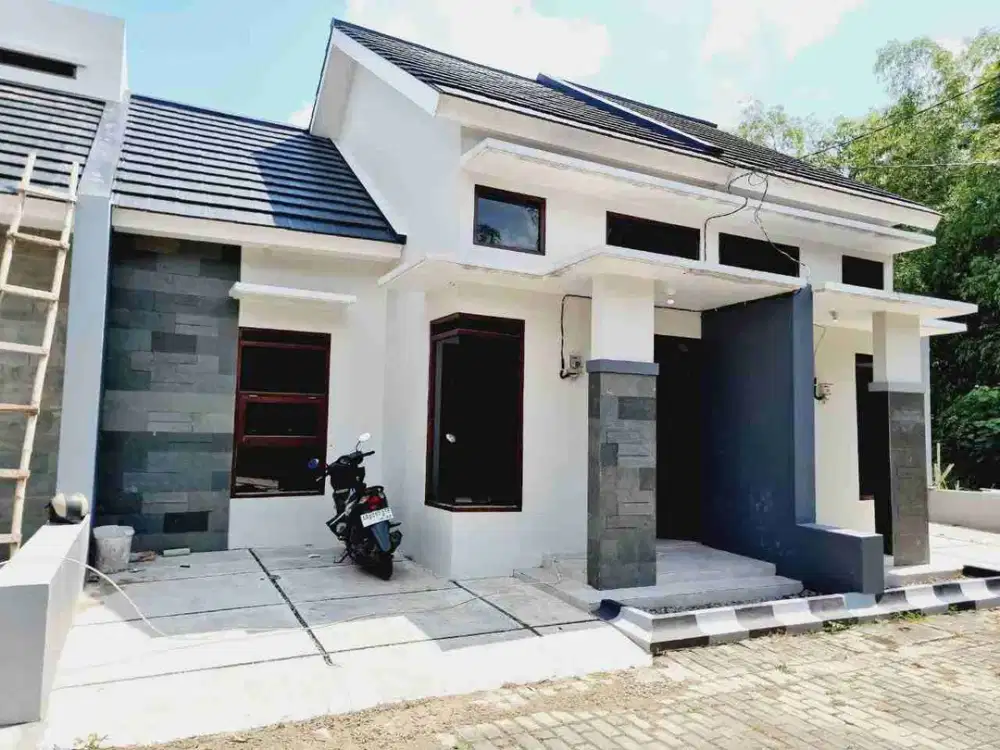Rumah Baru Gress Cantik Ready Unit dekat Jalan Utama Arah Bandara dan Embarkasi Haji Donohudan