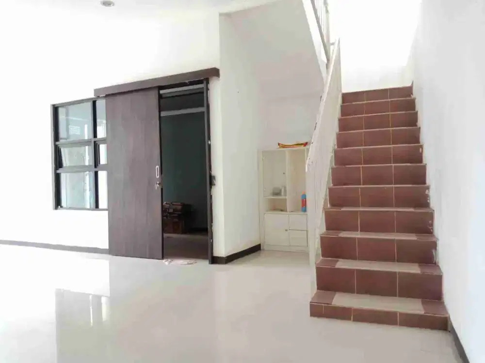 TURANGGA TENGAH KOTA BANGUNAN MINIMALIS BAGUS 75JT/THN NEGO