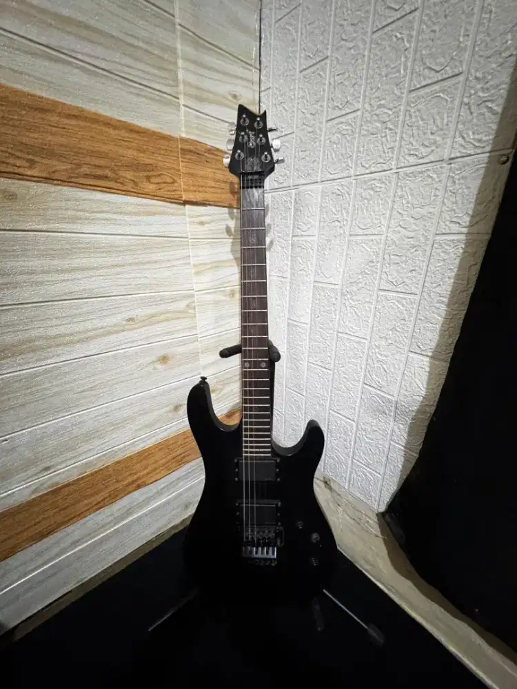 Dijual Gitar Cort Evl