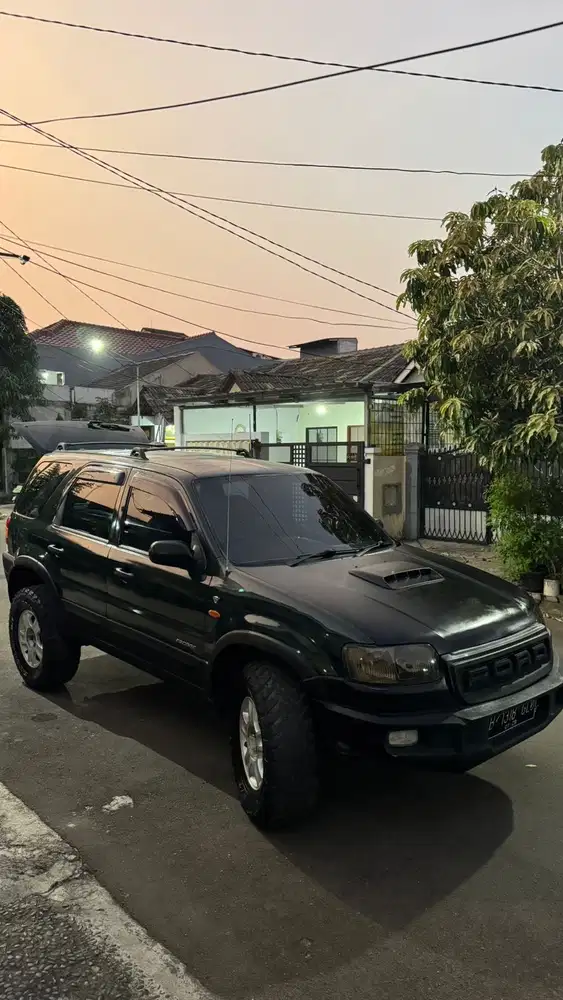Jual Ford Escape XLT 3.0 2005
