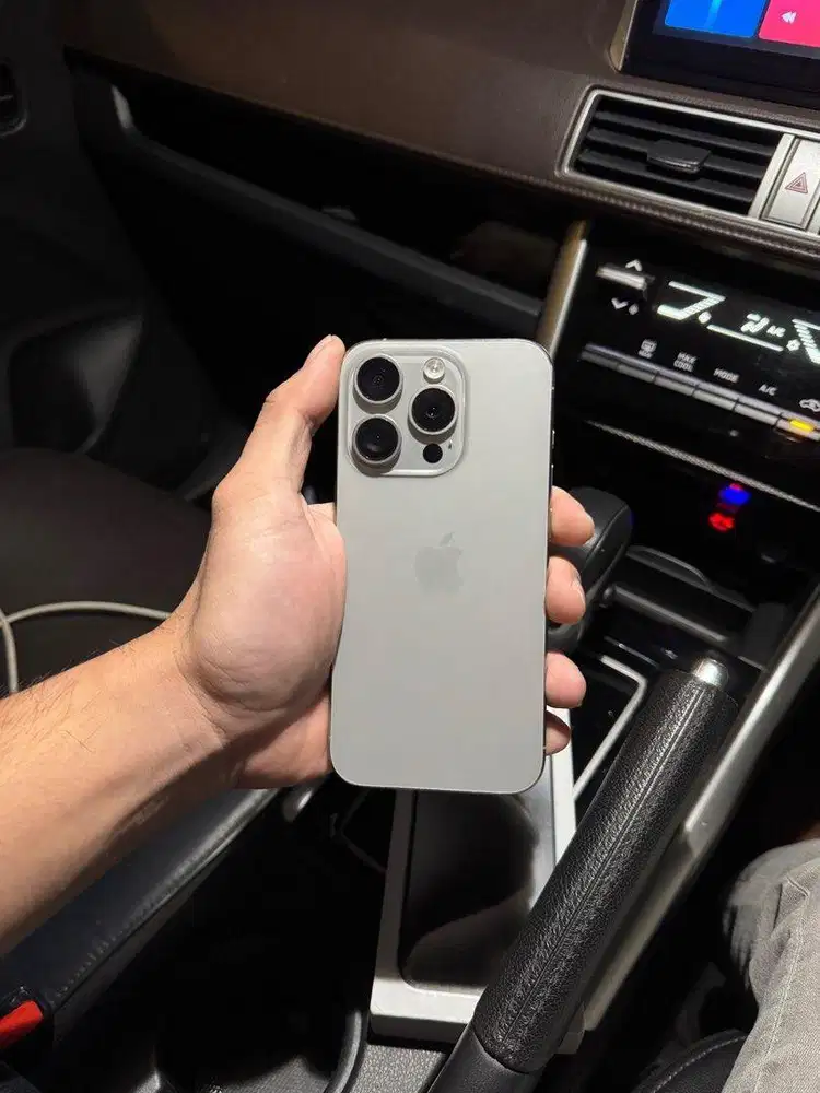 iPhone 15 Pro 128 Gb Natural titanium iBox