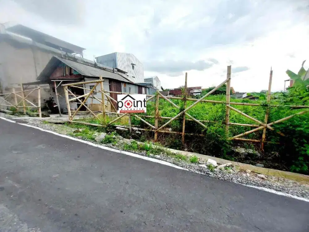 Tanah Pekarangan Ideal Strategis Dekat Jalan Raya