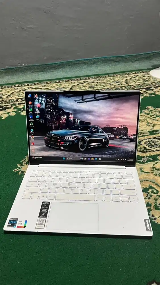 Laptop Lenovo Yoga Slim 7 Carbon 13 - 2YID i5-1135G7 8GB 512 SSD