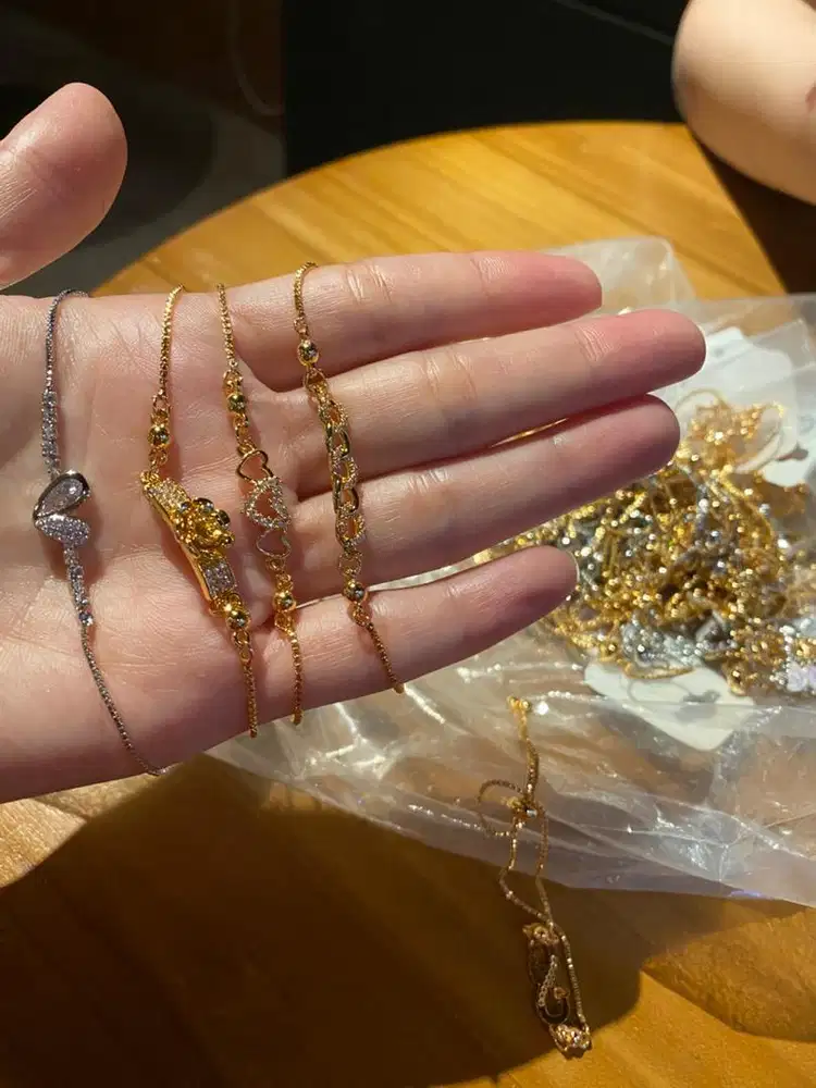 Di butukan admin dan host live