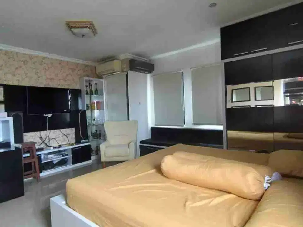 PUNCAK KERTAJAYA MURAH ‼️ Apartemen 2BR jadi 1 BR Furnish Istimewa dekat ITS Sukolilo
