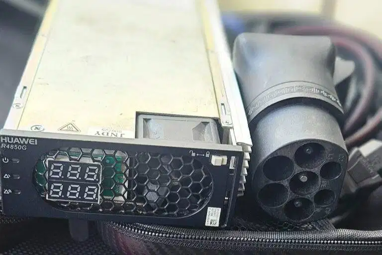 Fast Charger Polytron fox R huawei 30A murah aja