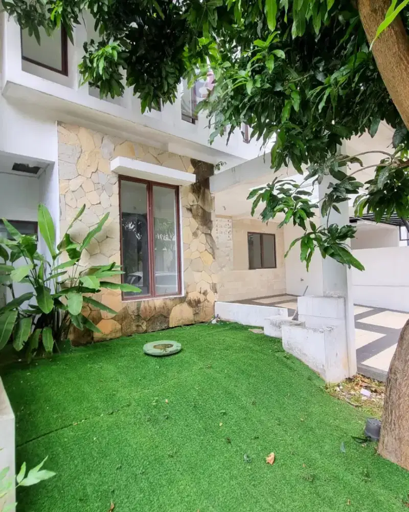 DIJUAL RUMAH CANTIK MURAH TANAH LUAS DI DISCOVERY BINTARO JAYA