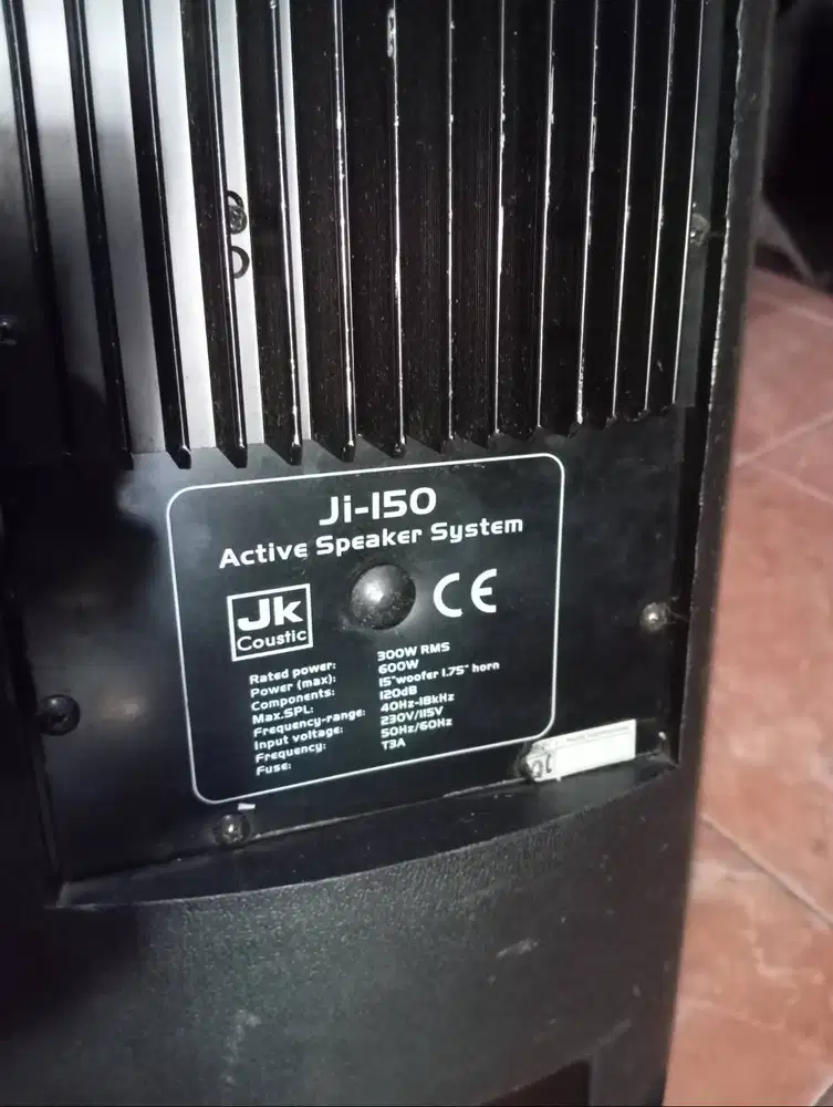 Di jual spiker aktif bekas barang mulus. Pemakaian rumah tangga