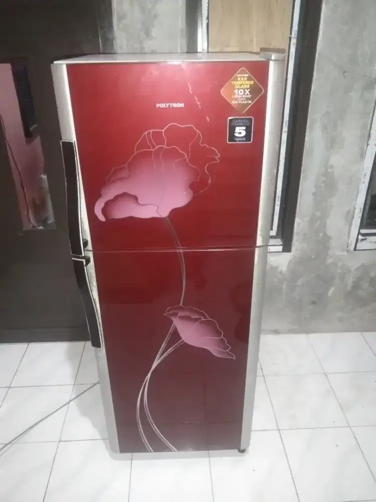 bismillahirrahmanirrahim jual kulkas dua pintu merek Polytron