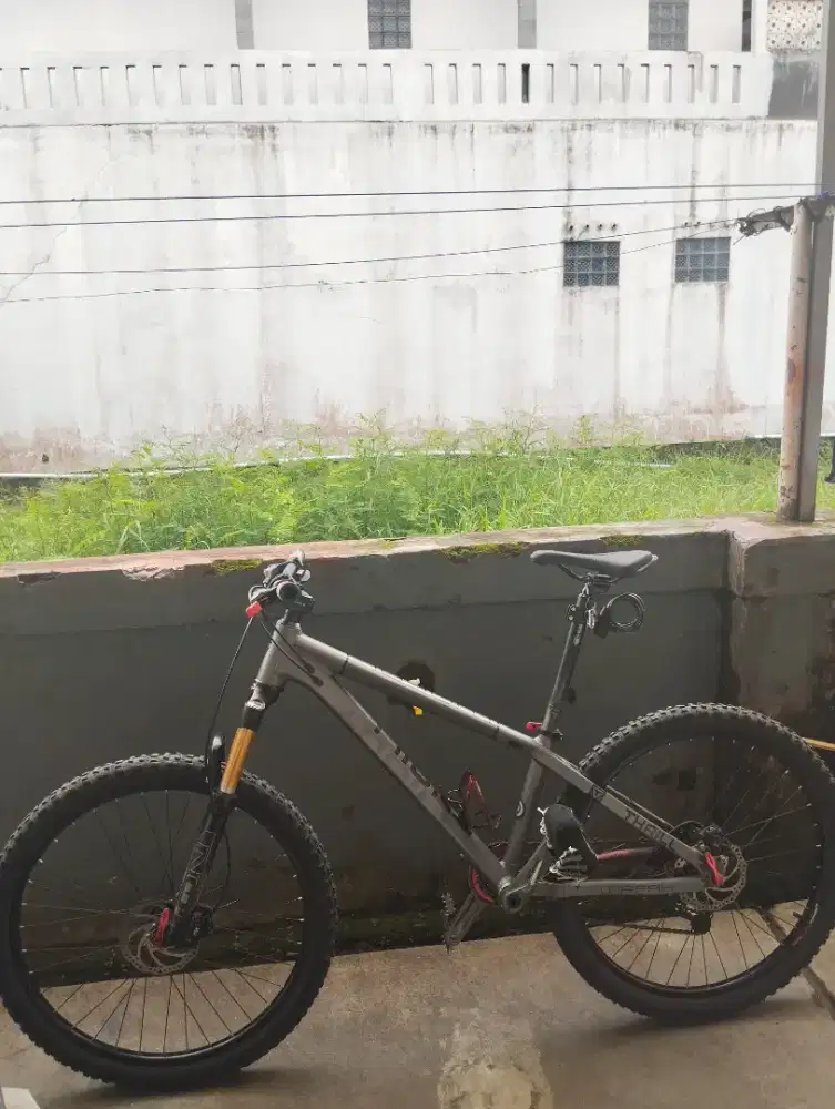 sepeda mtb thrill wreak