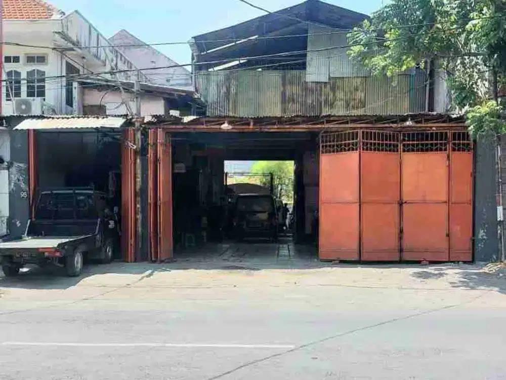 Disewakan Bengkel Masih Aktif di Barata Jaya, Surabaya