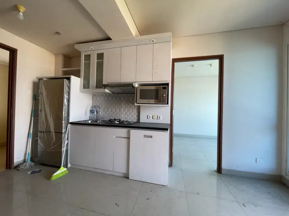 Apartemen Calia 3BR Semi Furnished Lantai 39 Di Pulomas **