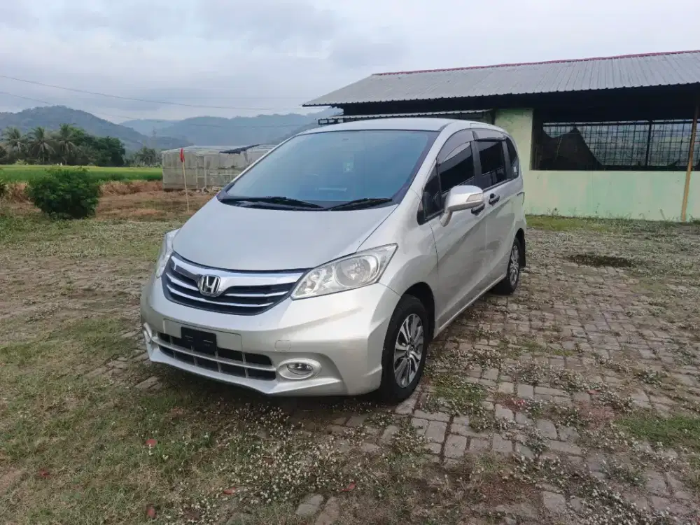 Honda Freed PSD
