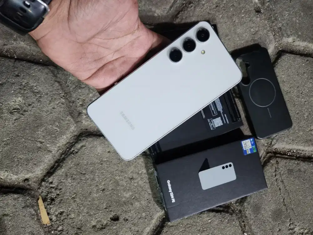 Samsung s24 FE 8/256 fullset ori