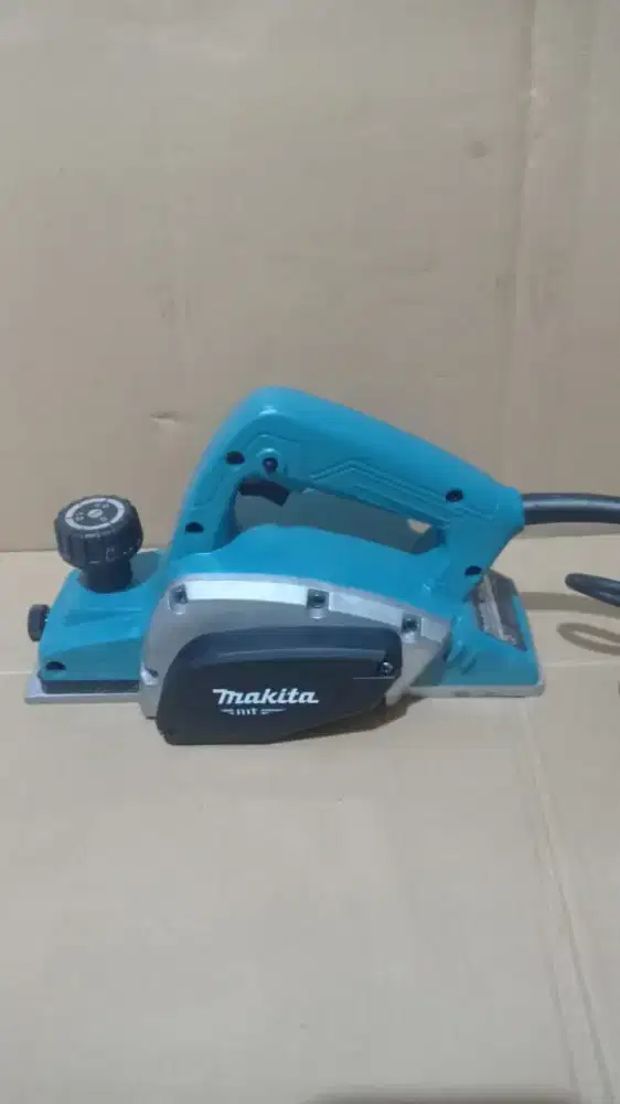 MESIN SERUT KAYU MAKITA M1902B SECOND MULUS