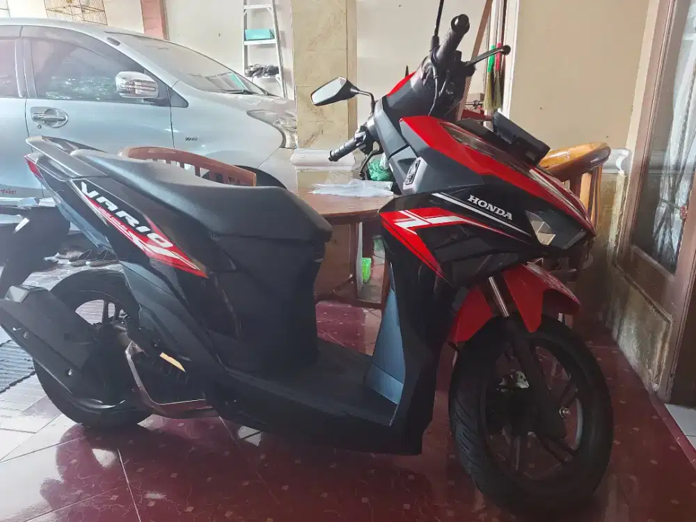 Vario New 125 LED 2025