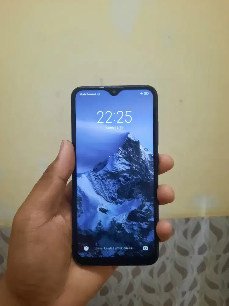 Redmi 8A Pro hitam