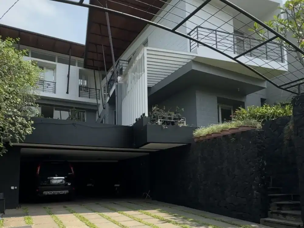 DIJUAL RUMAH MEWAH ESTETIK DI SETRA DUTA BANDUNG