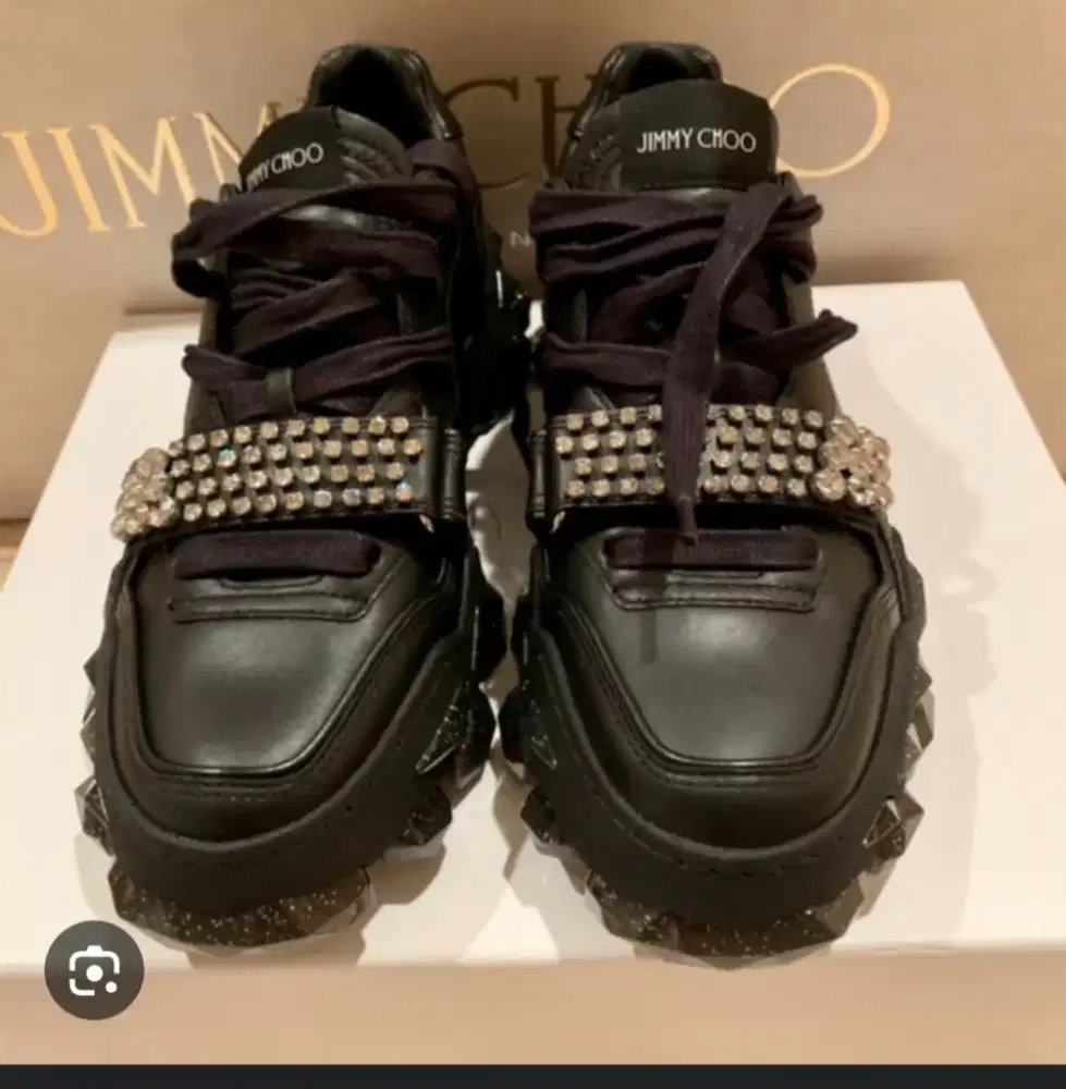 Prelope sepatu cwek jimmy choo